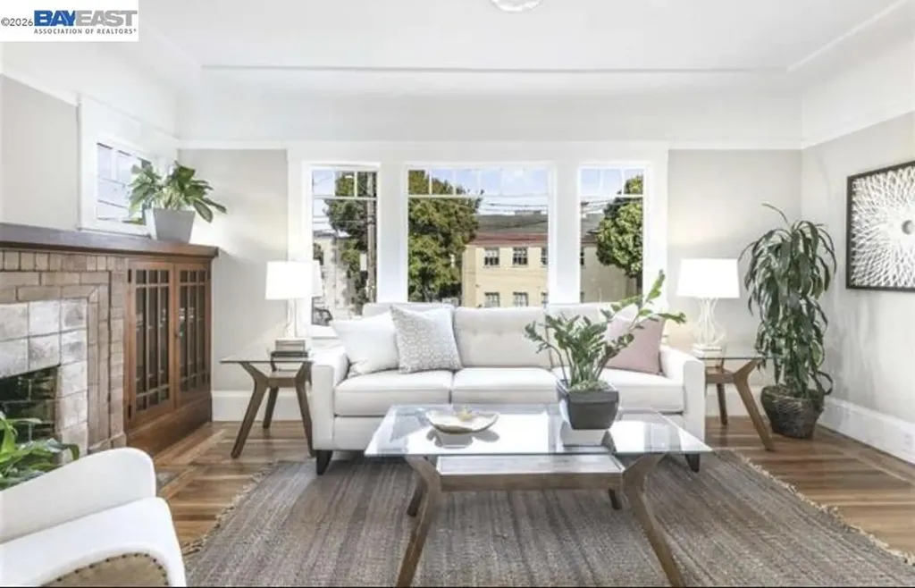 5723 Shattuck Avenue Oakland CA 94609