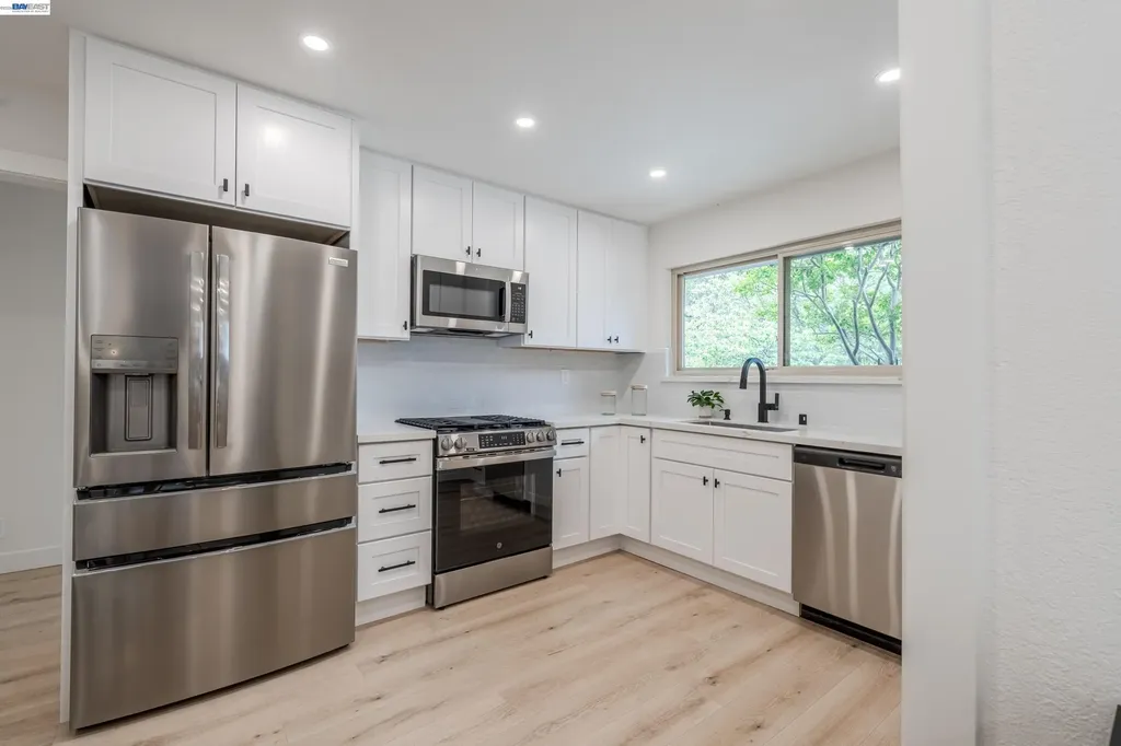 3743 Sanford Street Concord CA 94520