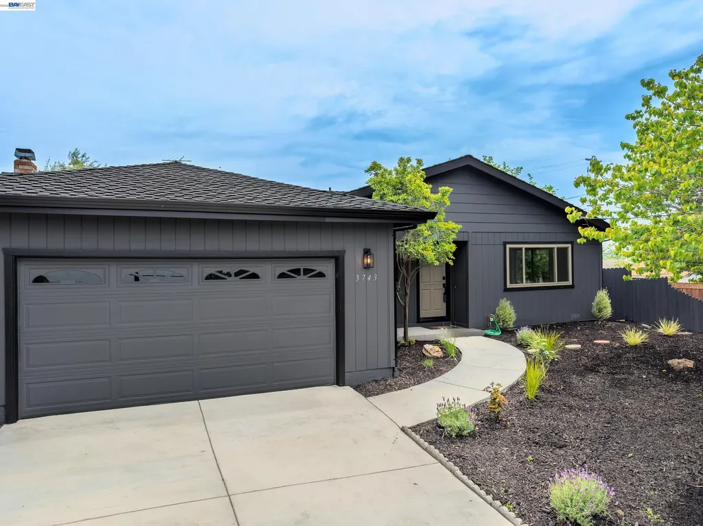 3743 Sanford Street Concord CA 94520