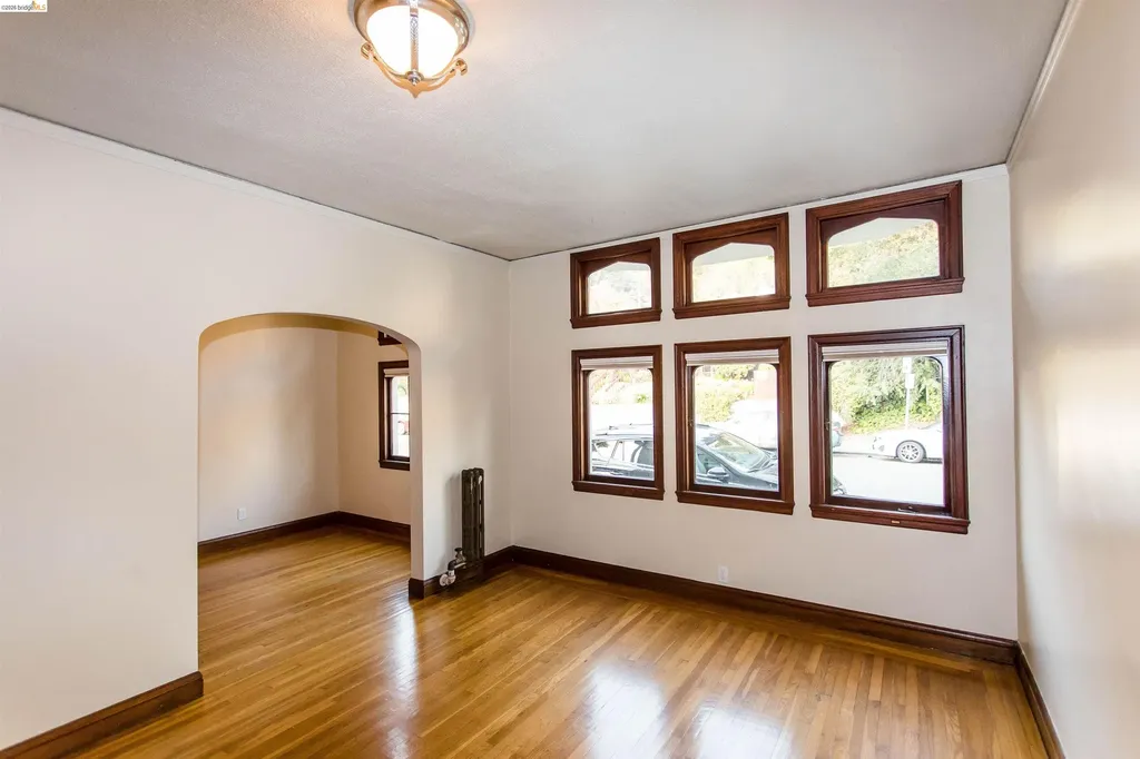 22 Domingo Avenue Berkeley CA 94705