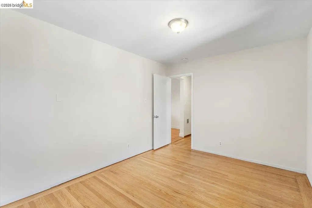 31 Croxton Avenue Oakland CA 94611
