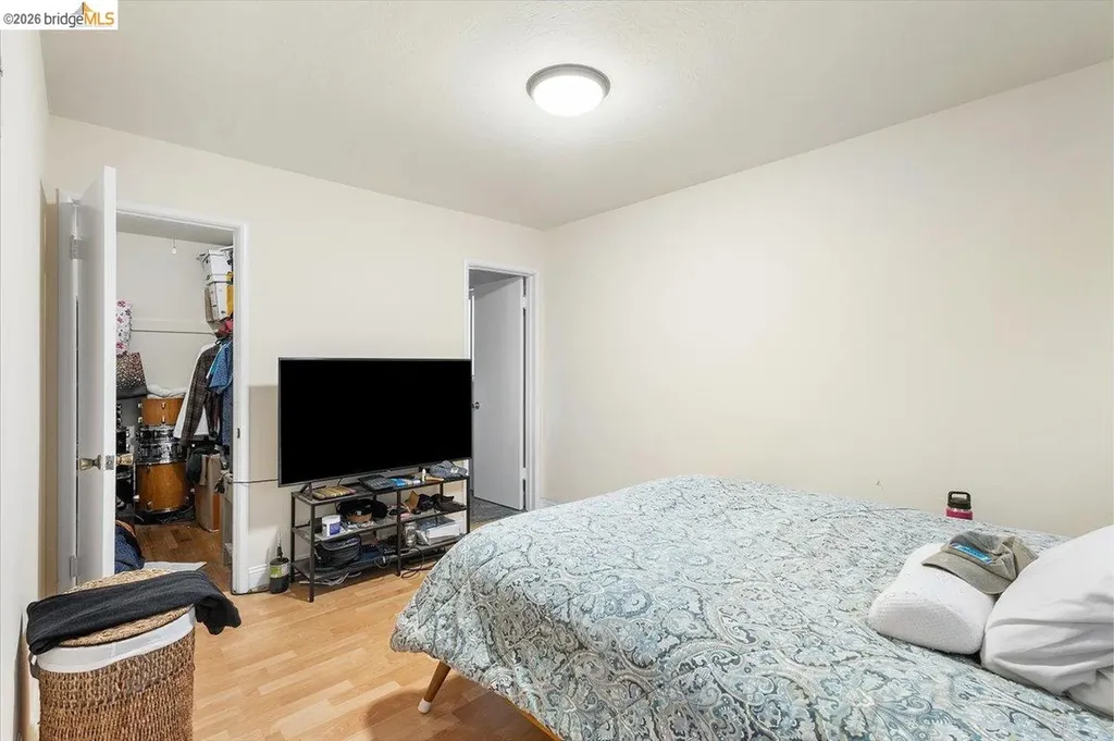 31 Croxton Avenue Oakland CA 94611