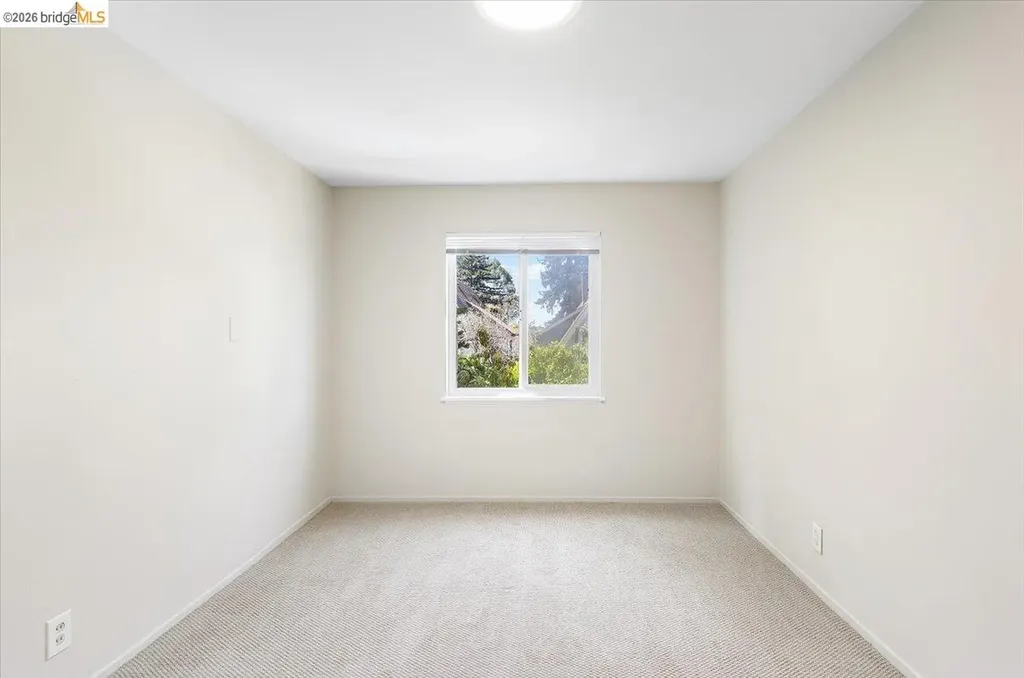 31 Croxton Avenue Oakland CA 94611