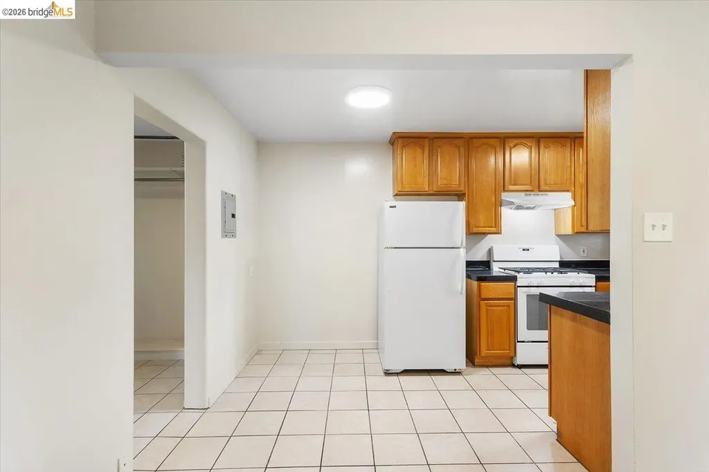 31 Croxton Avenue Oakland CA 94611