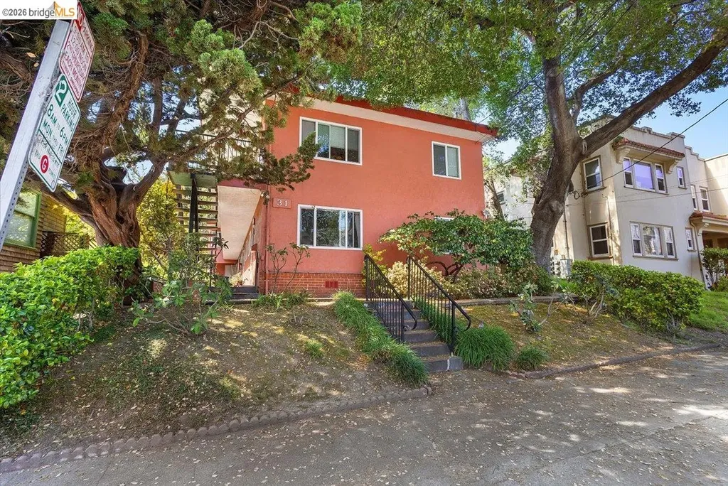 31 Croxton Avenue Oakland CA 94611