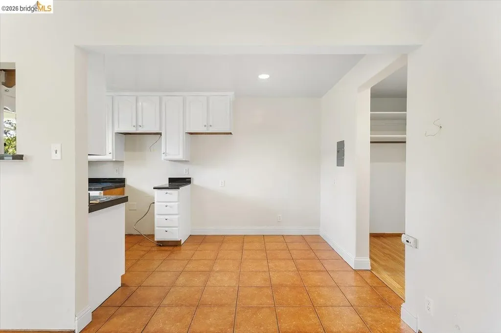 31 Croxton Avenue Oakland CA 94611