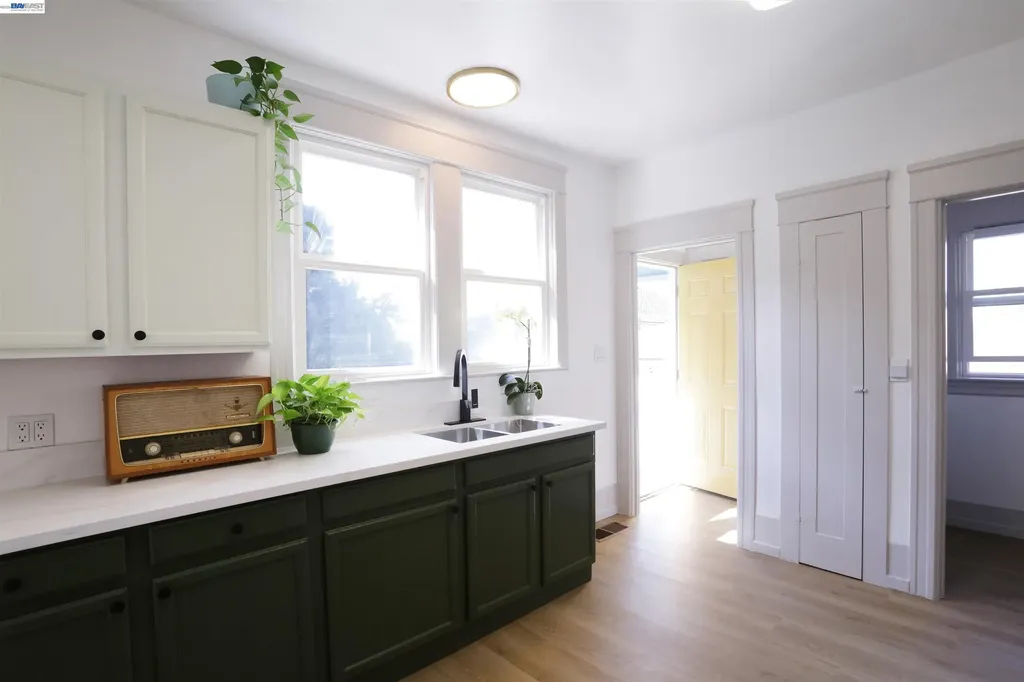 308 Lincoln Avenue Alameda CA 94501