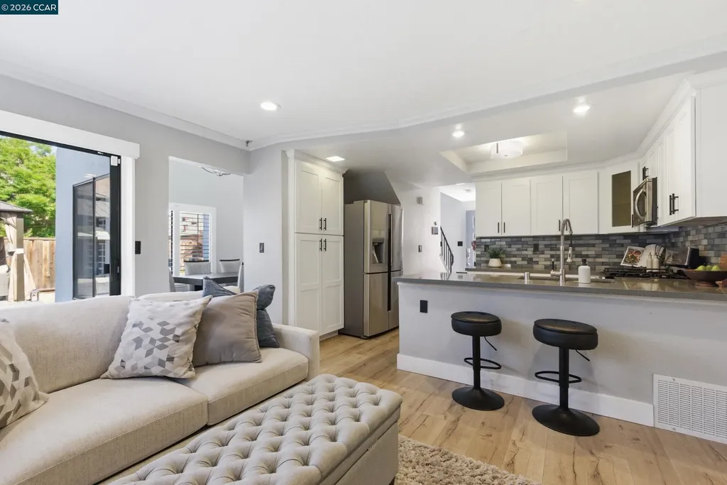 29856 Ventnor Court Hayward CA 94544