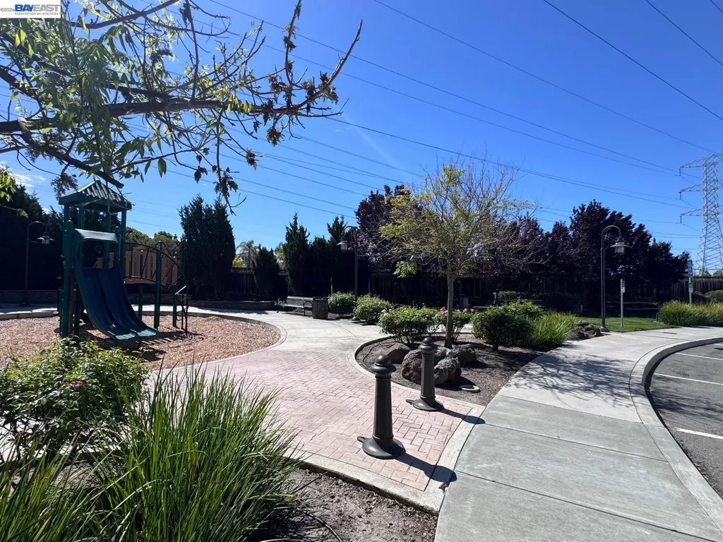 43886 Paso Pino Common Fremont CA 94539
