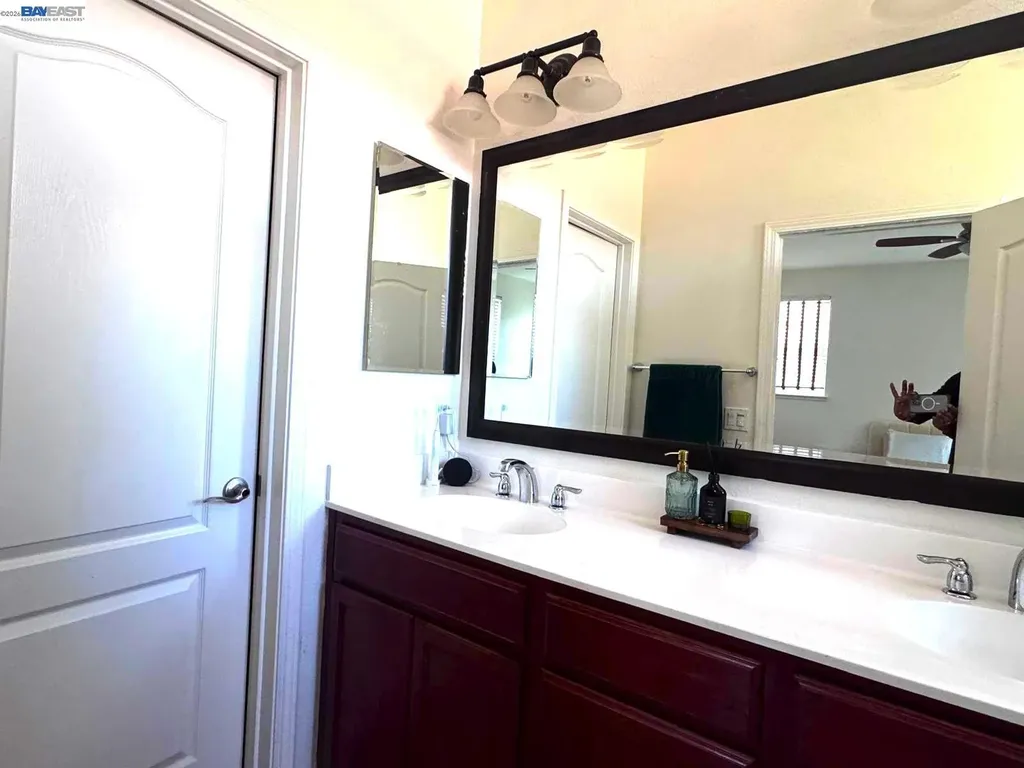 43886 Paso Pino Common Fremont CA 94539