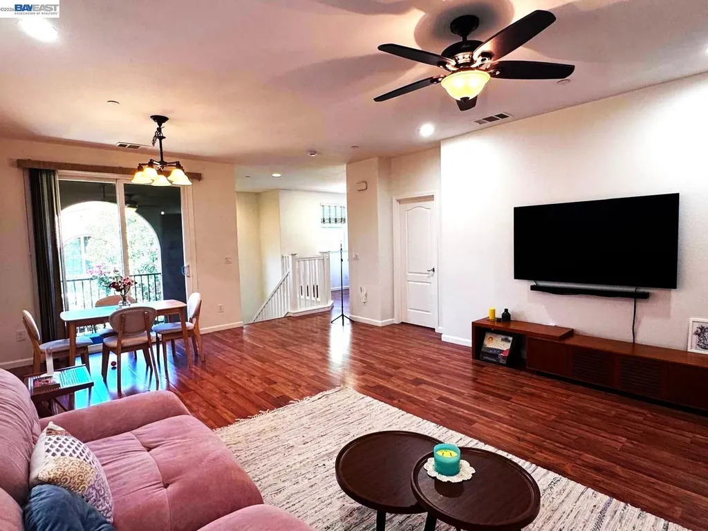 43886 Paso Pino Common Fremont CA 94539