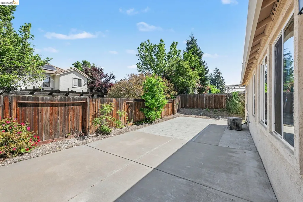 2109 Bedrock Way Antioch CA 94509
