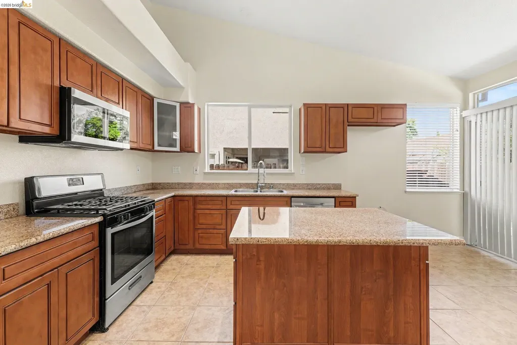 2109 Bedrock Way Antioch CA 94509