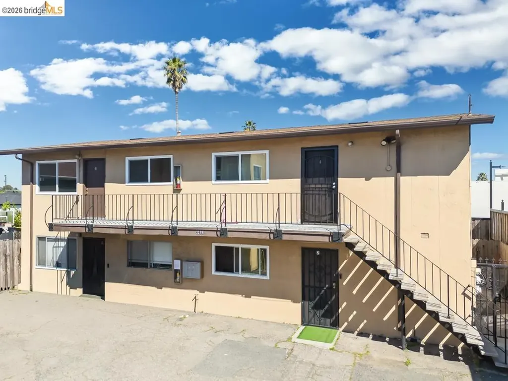 2215 Dover Avenue San Pablo CA 94806