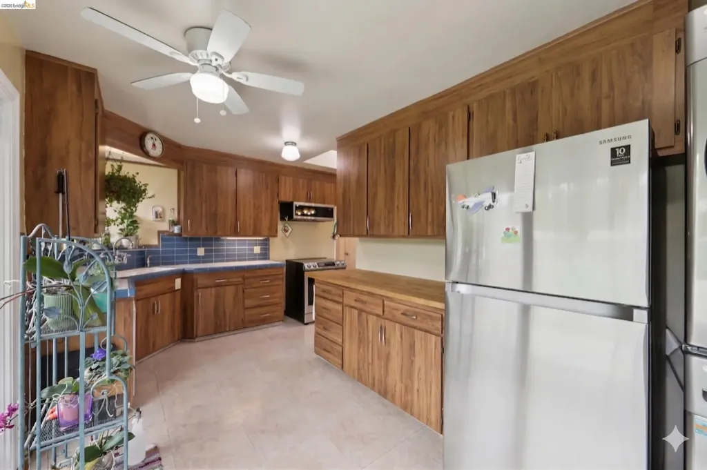 928 Evergreen Avenue San Leandro CA 94577