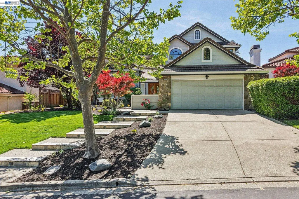 1095 Canyon Hills Road San Ramon CA 94582