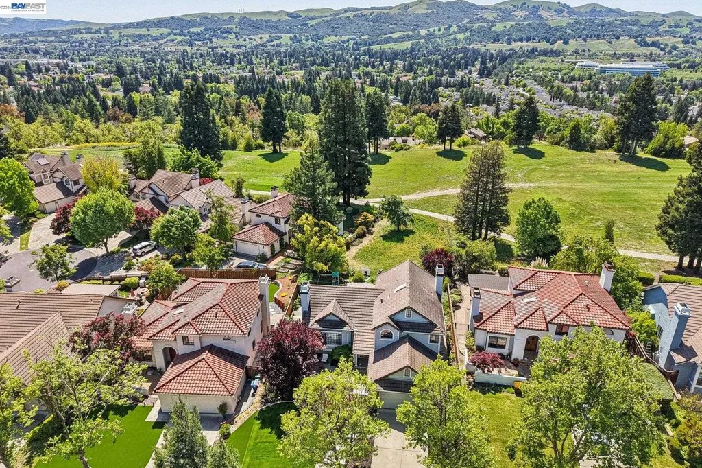 1095 Canyon Hills Road San Ramon CA 94582
