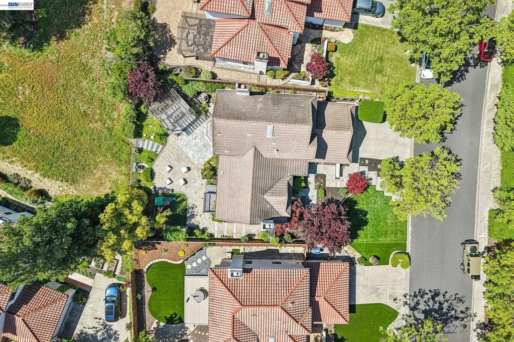 1095 Canyon Hills Road San Ramon CA 94582