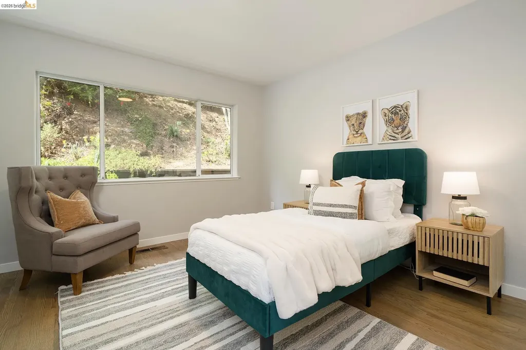 6109 Fairlane Drive Oakland CA 94611
