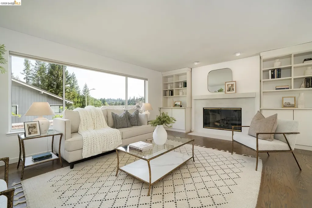 6109 Fairlane Drive Oakland CA 94611