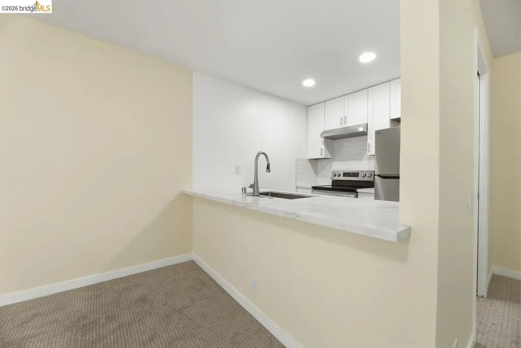 811 York Street Oakland CA 94610