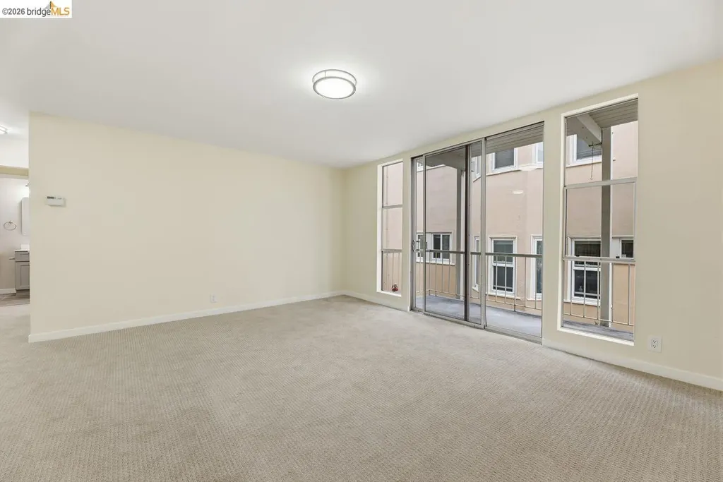 811 York Street Oakland CA 94610