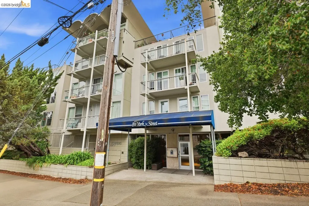 811 York Street Oakland CA 94610