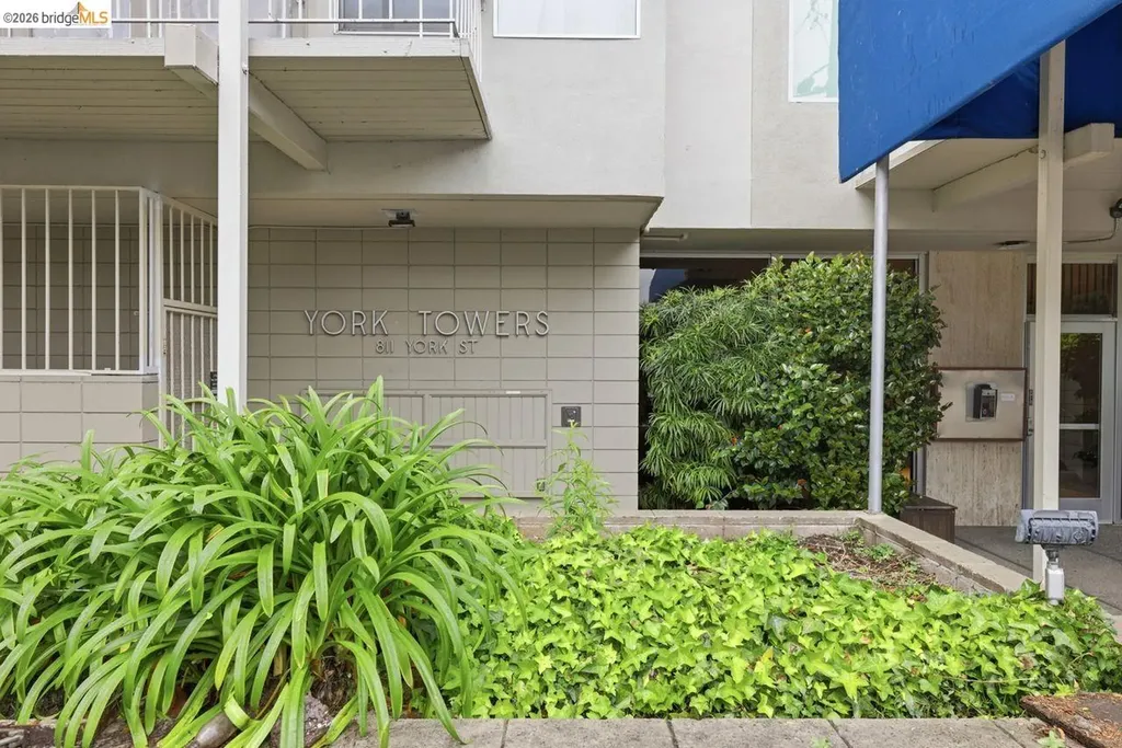 811 York Street Oakland CA 94610