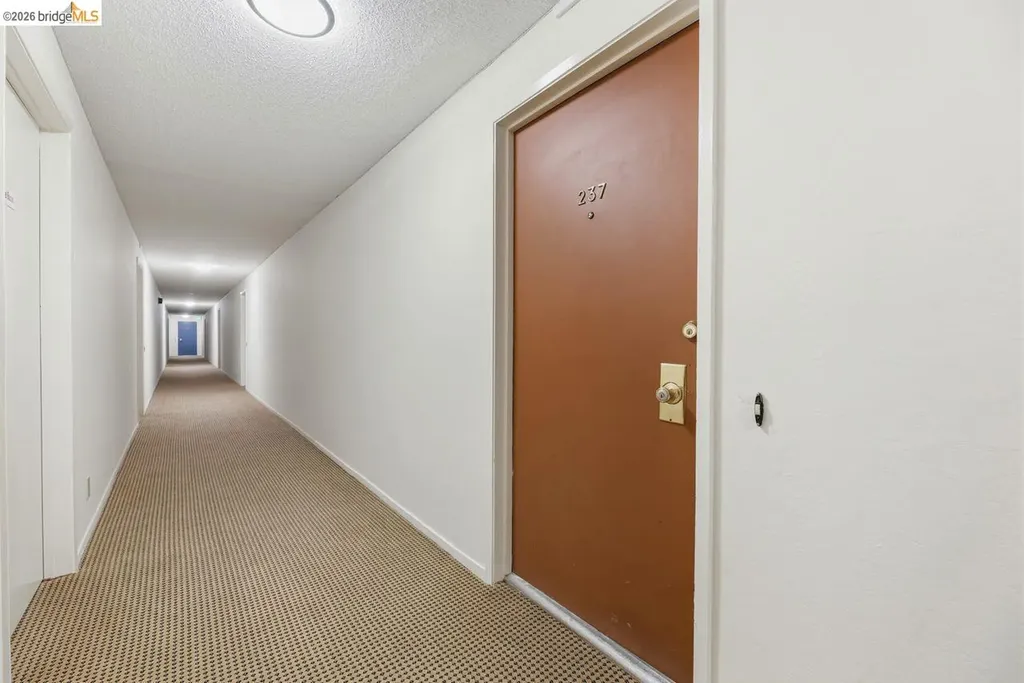 811 York Street Oakland CA 94610