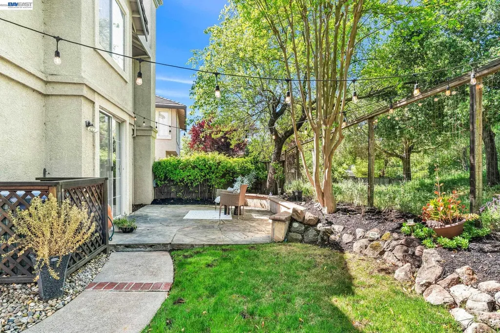 690 Glasgow Circle Danville CA 94526