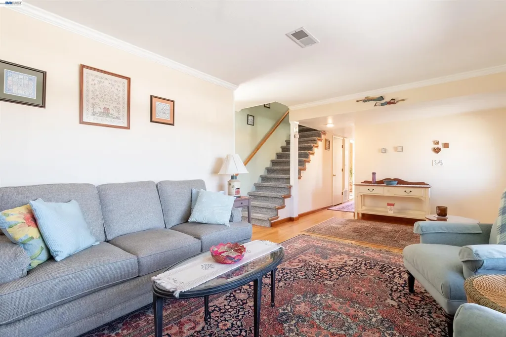 2364 Driftwood Way San Leandro CA 94577