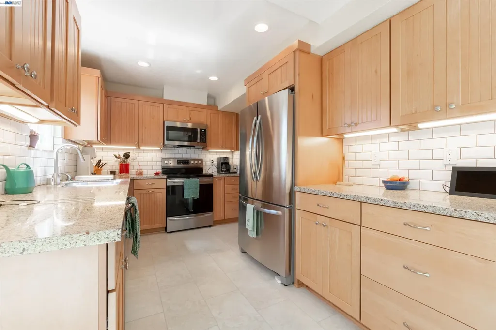 2364 Driftwood Way San Leandro CA 94577