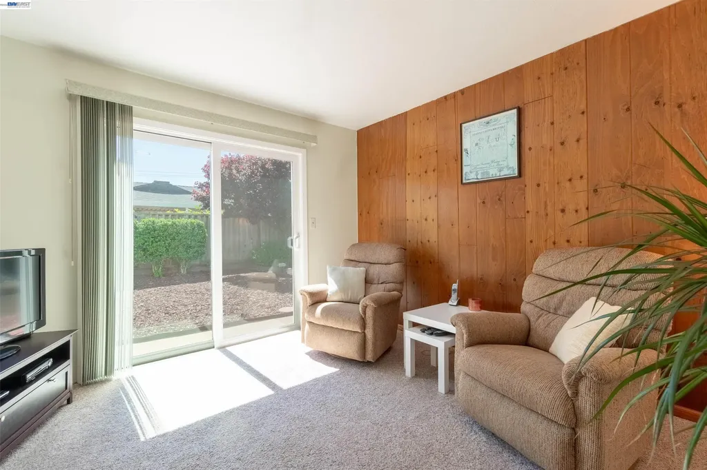 2364 Driftwood Way San Leandro CA 94577
