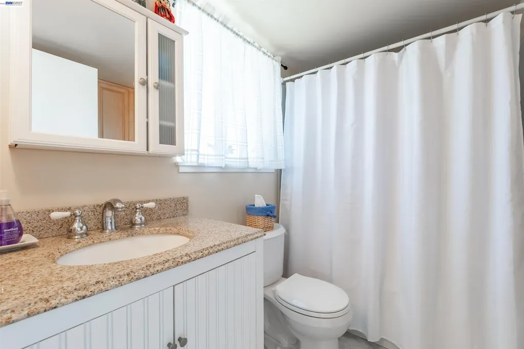 2364 Driftwood Way San Leandro CA 94577