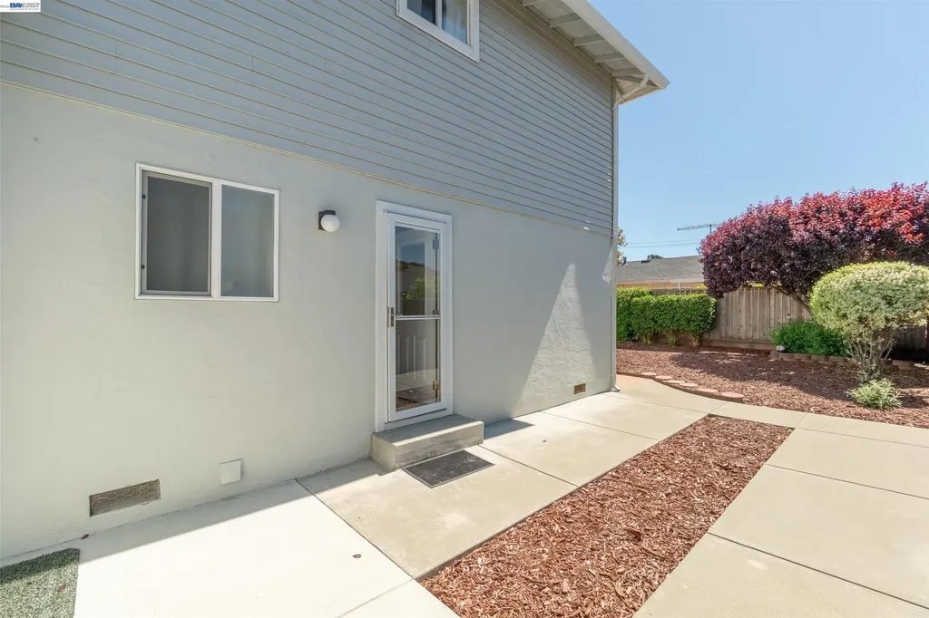 2364 Driftwood Way San Leandro CA 94577
