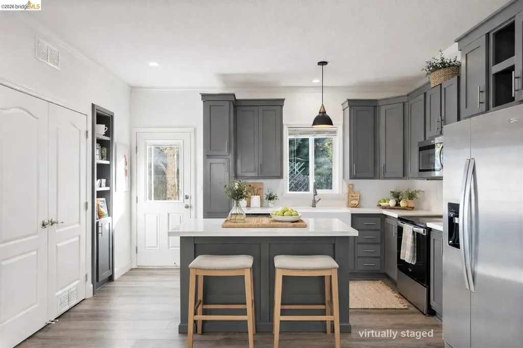 319 San Pedro Road San Rafael CA 94903