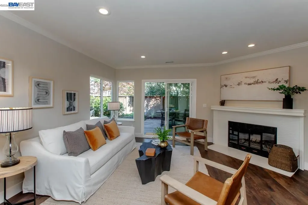 31 Oak Park Drive Alameda CA 94502