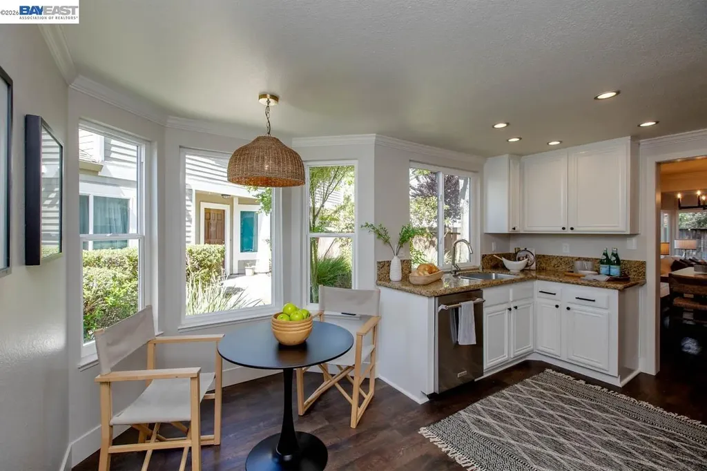 31 Oak Park Drive Alameda CA 94502