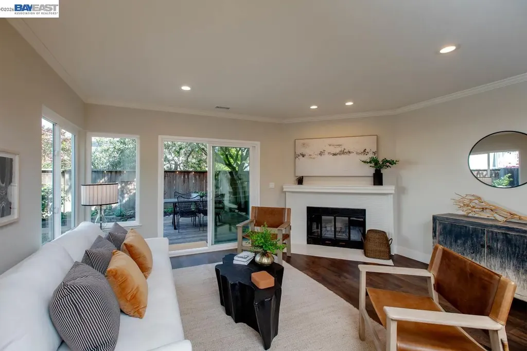 31 Oak Park Drive Alameda CA 94502
