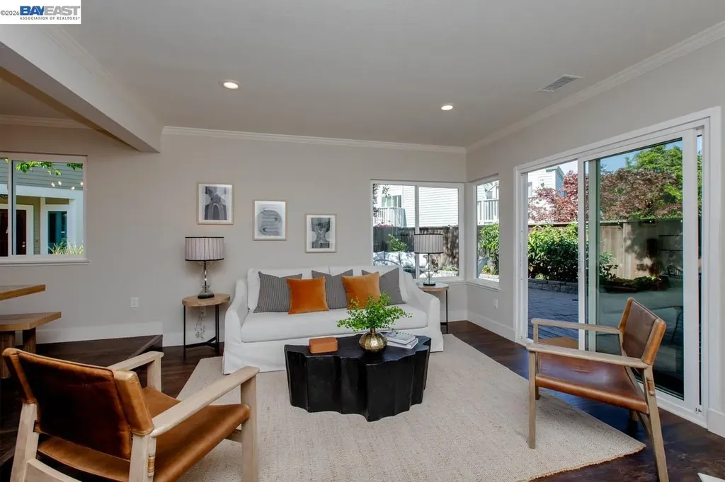 31 Oak Park Drive Alameda CA 94502