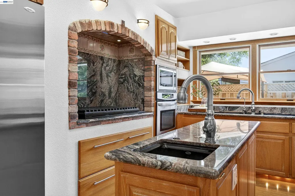 349 Ann Court Livermore CA 94550