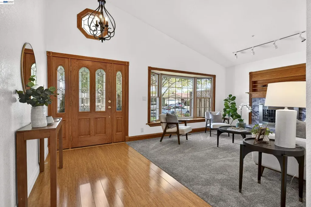 349 Ann Court Livermore CA 94550