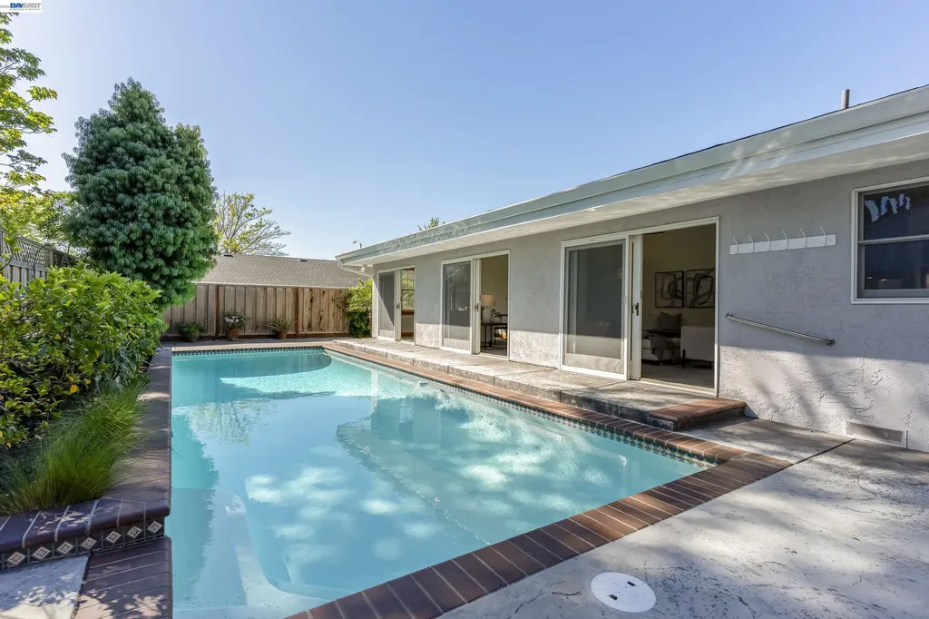 349 Ann Court Livermore CA 94550