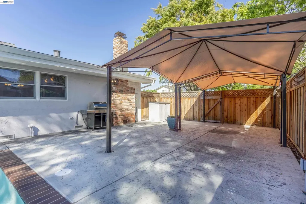 349 Ann Court Livermore CA 94550