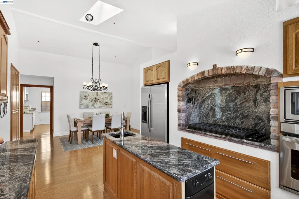 349 Ann Court Livermore CA 94550