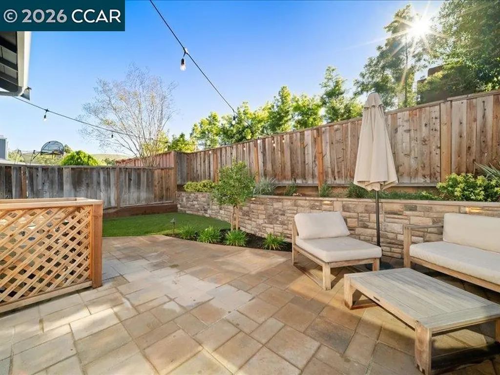 300 Bridgeside Circle Danville CA 94506
