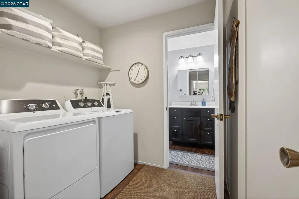 5015 Valley Crest Drive #121 Concord CA 94521