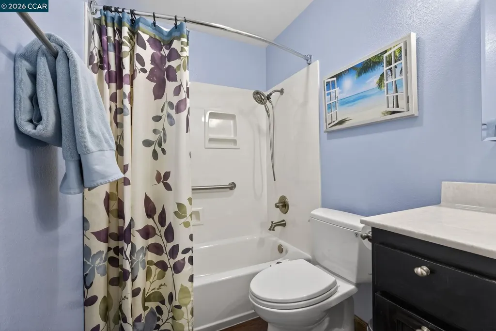 5015 Valley Crest Drive #121 Concord CA 94521