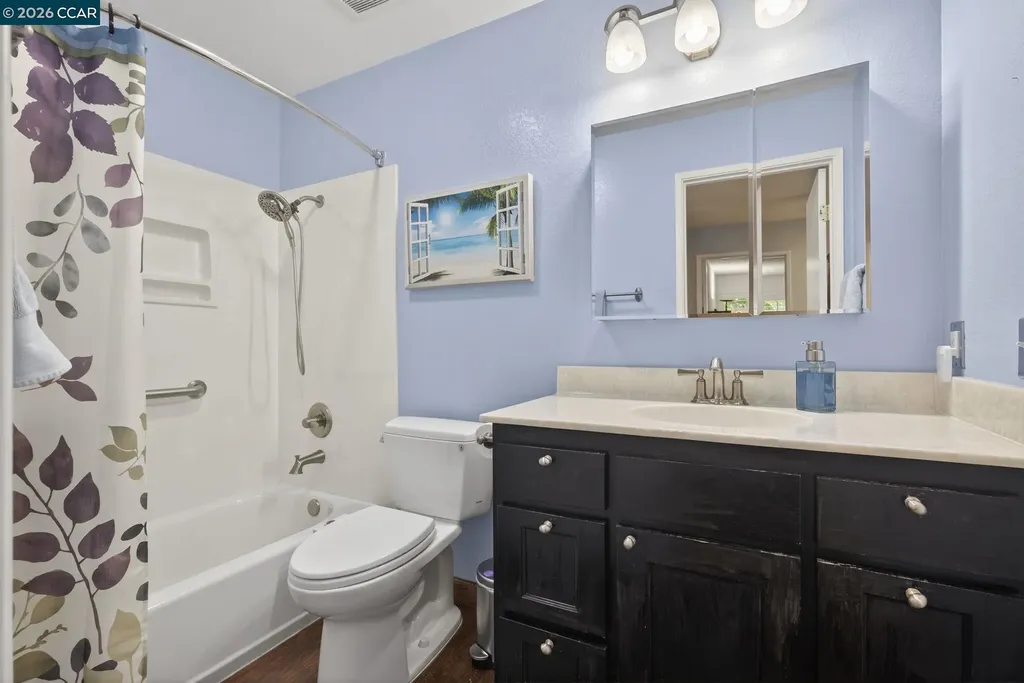 5015 Valley Crest Drive #121 Concord CA 94521