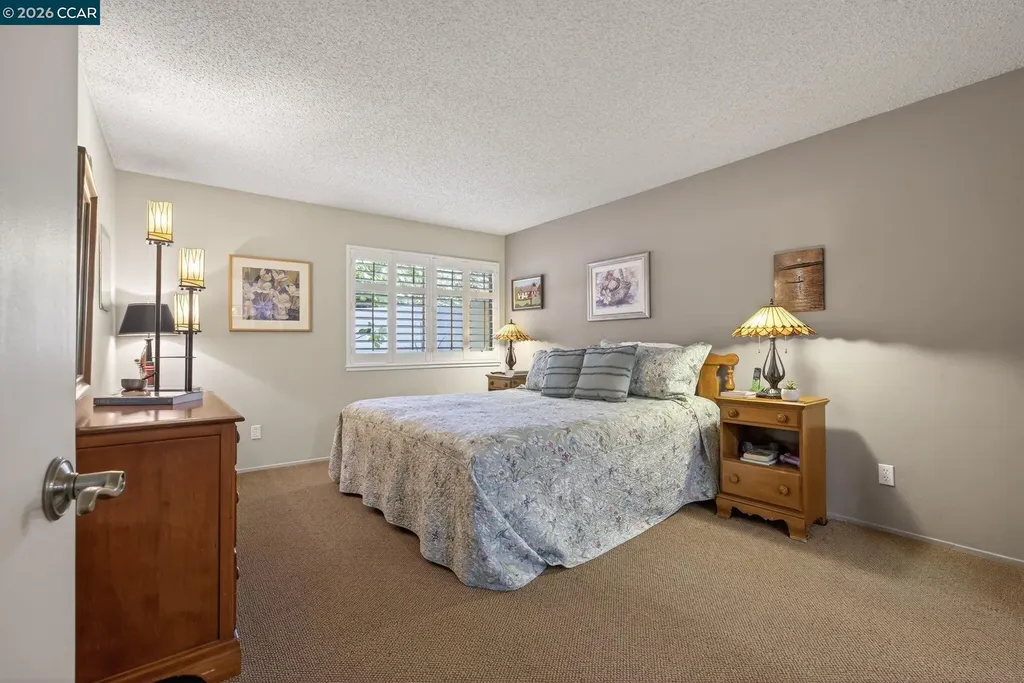 5015 Valley Crest Drive #121 Concord CA 94521